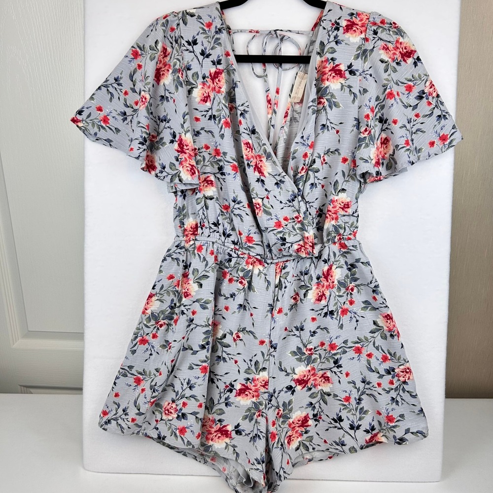 Altar'd State Floral Romper Blue Red Rose Wrap V-Neck Flutter Sleeve Small